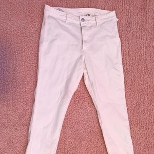 White skinny jeans